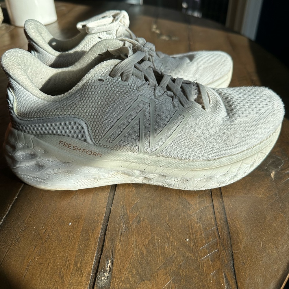 Women’s new balance fresh foam sneakers
